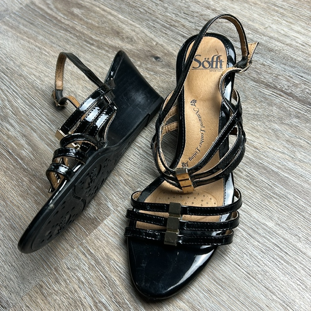 Sofft Black Strappy Leather Wedge Sandals Size 10 Medium